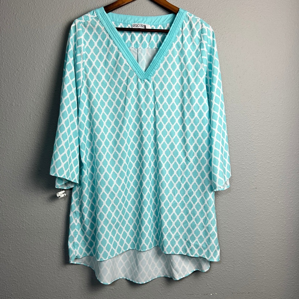 Retro Threads Aqua White Coastal Tunic Top V-Neck High Low Geometric Print Sz XL